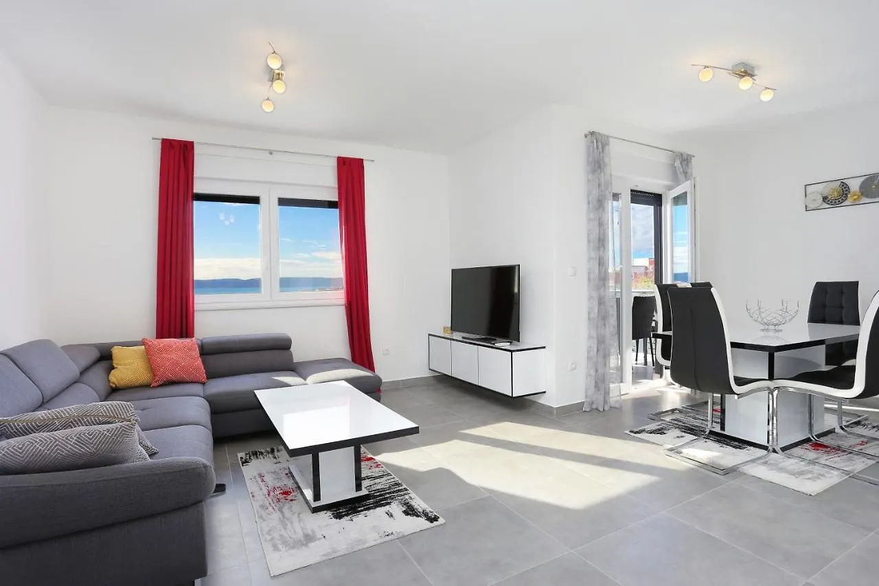 Family Friendly Apartments With A Swimming Pool Mavarstica, Ciovo - 18642 Trogir