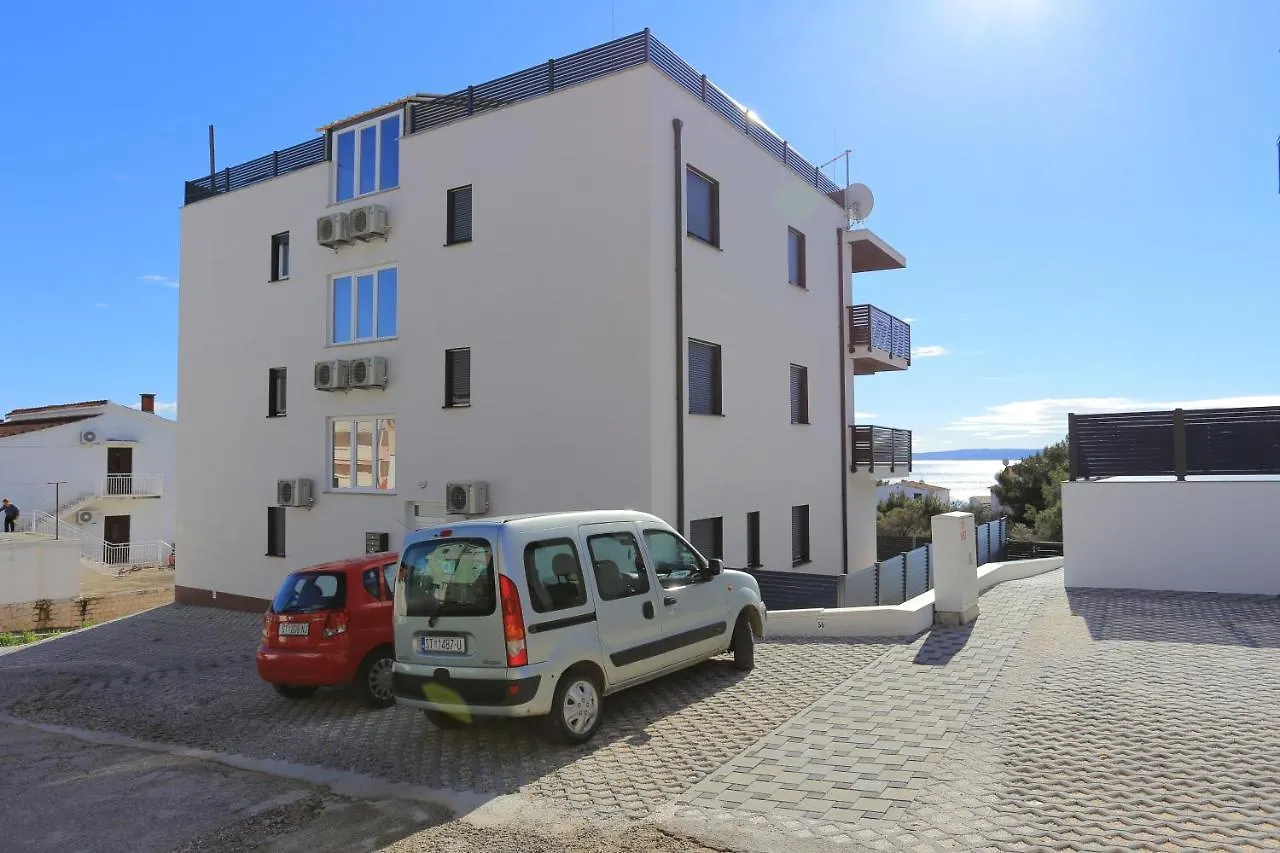 Family Friendly Apartments With A Swimming Pool Mavarstica, Ciovo - 18642 Trogir